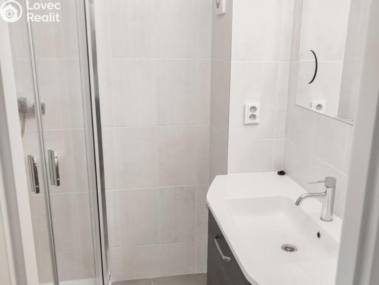 Аренда квартиры 2+KK Praha, Nesměřická č. 5