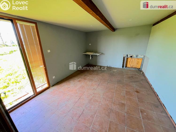 Продаж складу Kunovice, Obchodní č. 10