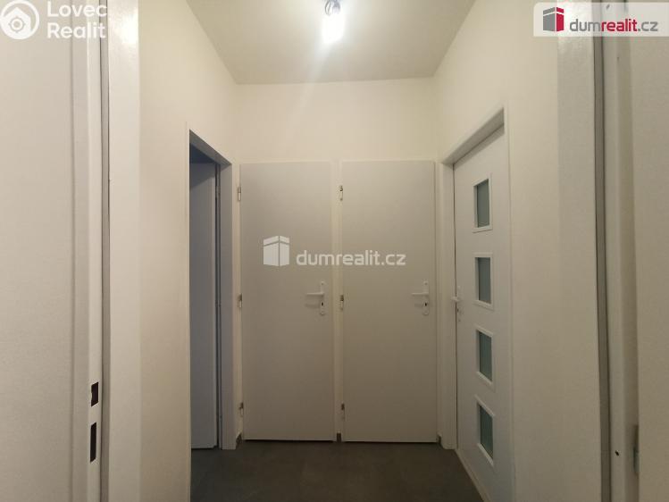Pronájem bytu 2+1 Karlovy Vary, Lesní č. 12
