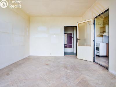 Prodej bytu 3+1 Karlovy Vary, Dvořákova č. 6