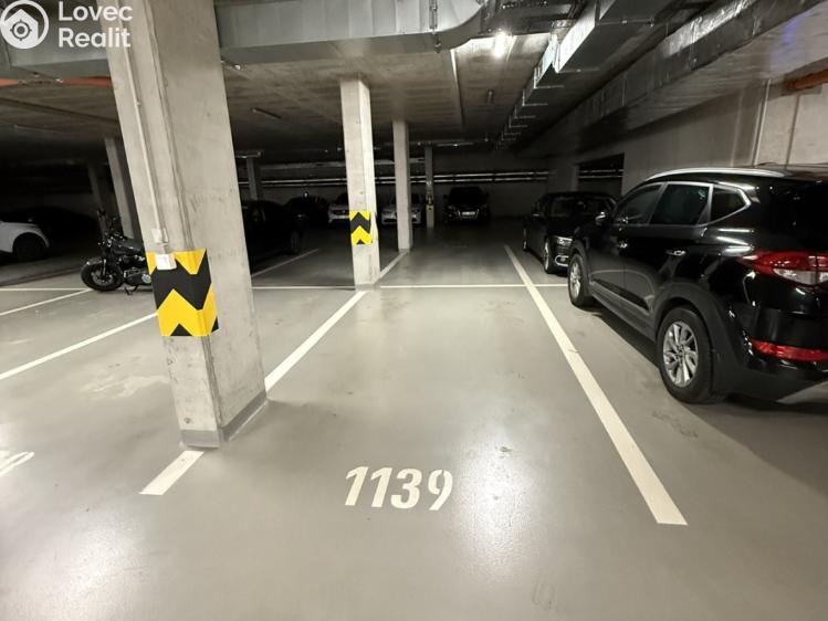 Pronájem bytu 3+KK Praha, Naskové č. 18