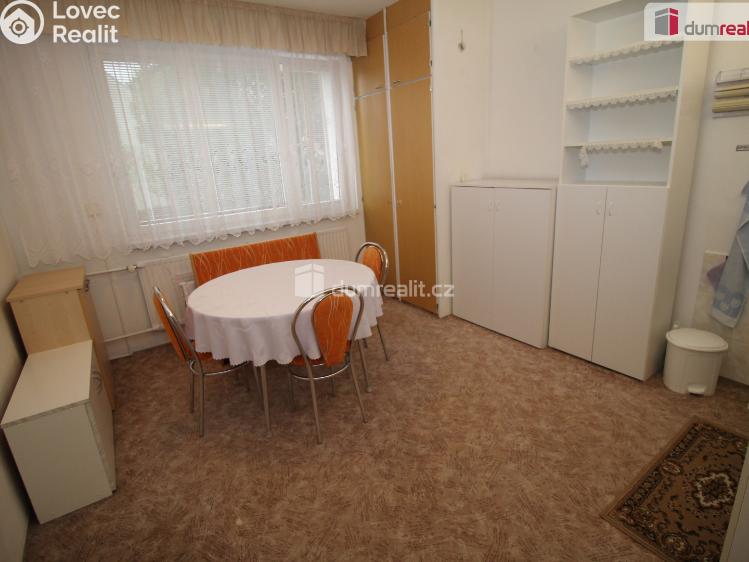 Оренда квартири 2+KK Horní Slavkov, Zahradní č. 8