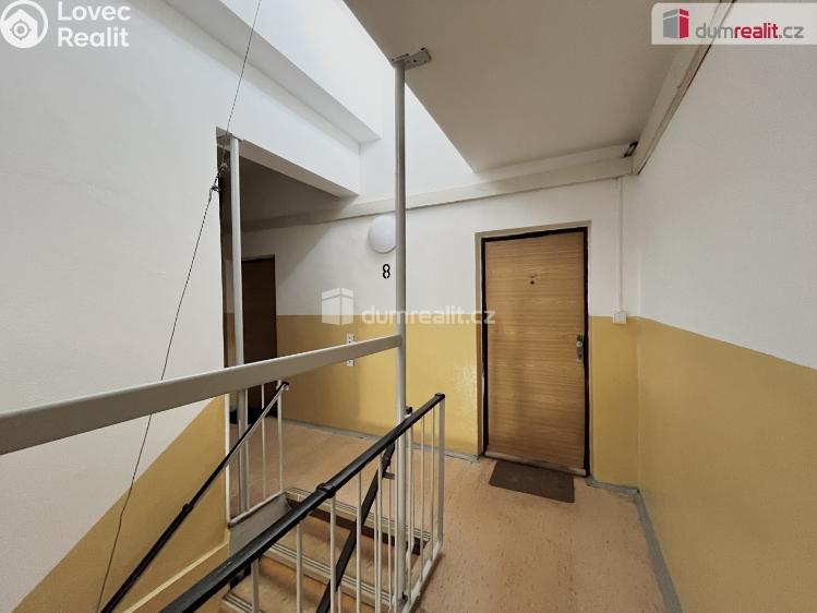 Rent apartment 1+1 Krupka, Sídliště č. 10