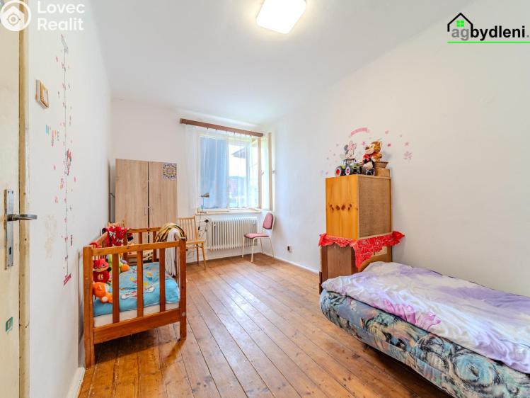 Prodej bytu 3+1 Nýrsko, Klostermannova 648 č. 8