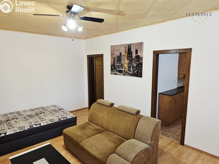 Pronájem bytu 2+1 Kralupy nad Vltavou, Štefánikova 640 č. 7