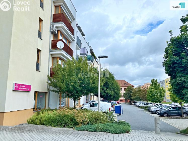 Prodej obchodního prostoru Přeštice, Husova č. 19