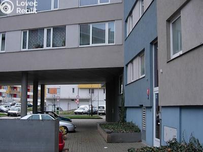 Pronájem bytu 1+KK Praha, Chotěšovská č. 4