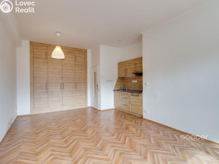 Аренда квартиры 1+1 Praha, Kolbenova č. 2