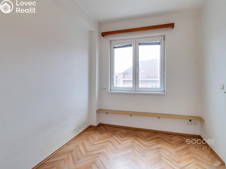 Аренда квартиры 1+1 Praha, Kolbenova č. 4