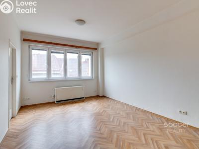 Pronájem bytu 1+1 Praha, Kolbenova č. 3