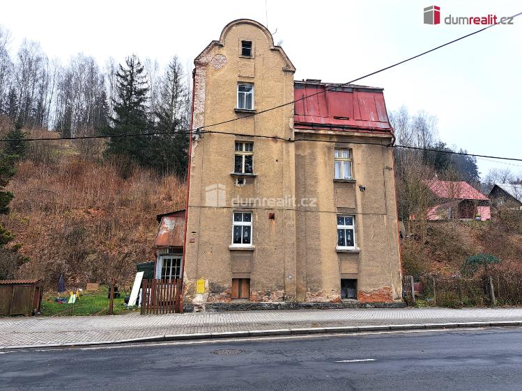 Prodej bytu 3+1 Kraslice, Čs. armády č. 3