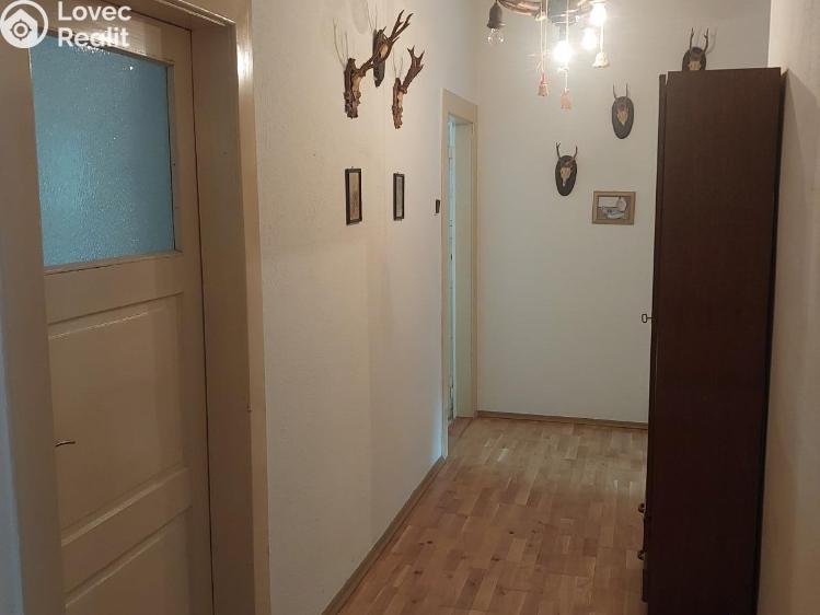 Pronájem bytu 3+1 Stříbro, Kladrubská č. 1