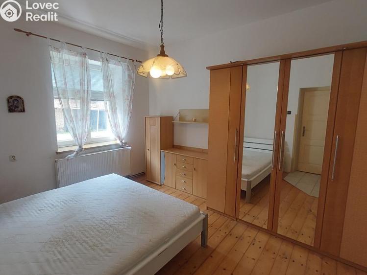 Pronájem bytu 3+1 Stříbro, Kladrubská č. 2