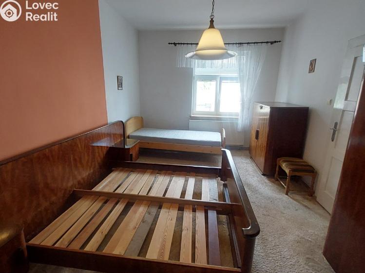 Pronájem bytu 3+1 Stříbro, Kladrubská č. 11