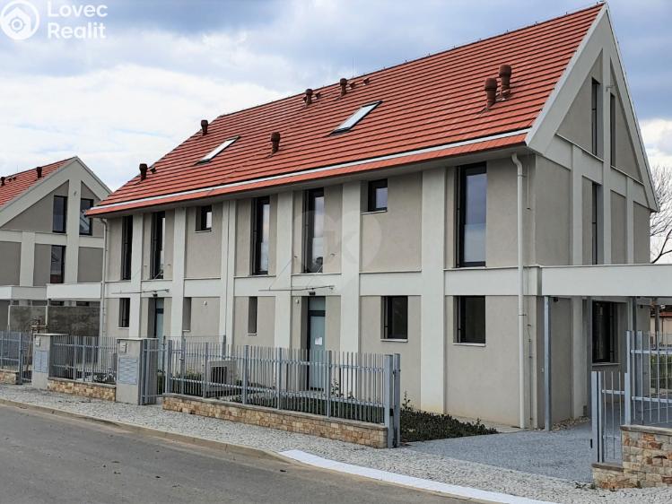 Pronájem bytu 2+KK Praha, Ke Tvrzi č. 10