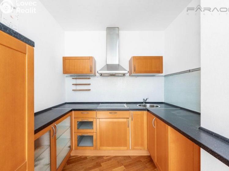 Pronájem bytu 2+KK Praha, Voskovcova č. 3