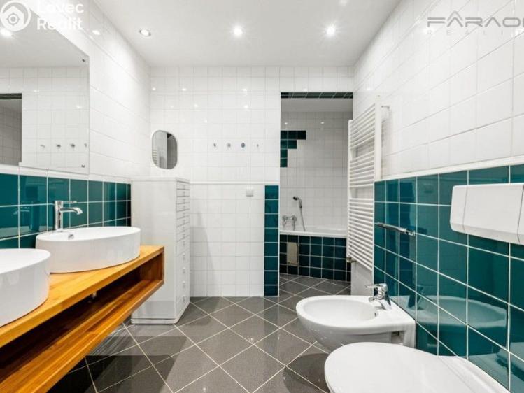 Оренда квартири 5+KK Praha, Dřevná č. 24