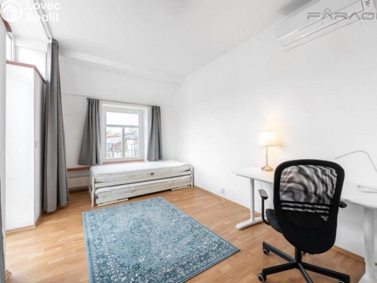 Оренда квартири 5+KK Praha, Dřevná č. 27