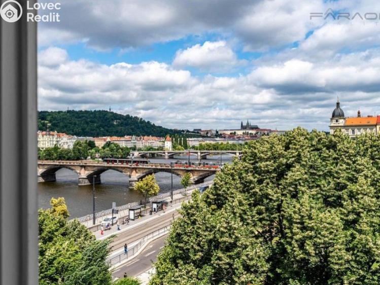 Pronájem bytu 5+KK Praha, Dřevná č. 3