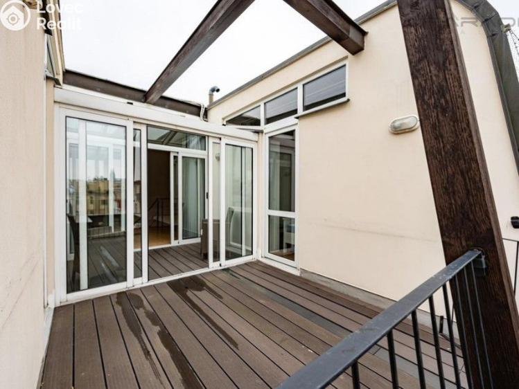 Pronájem bytu 5+KK Praha, Dřevná č. 9