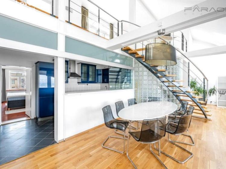 Pronájem bytu 5+KK Praha, Dřevná č. 14