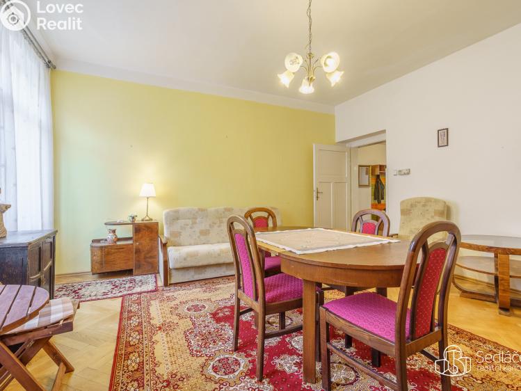 Prodej bytu 5+1 Karlovy Vary, Brožíkova č. 11