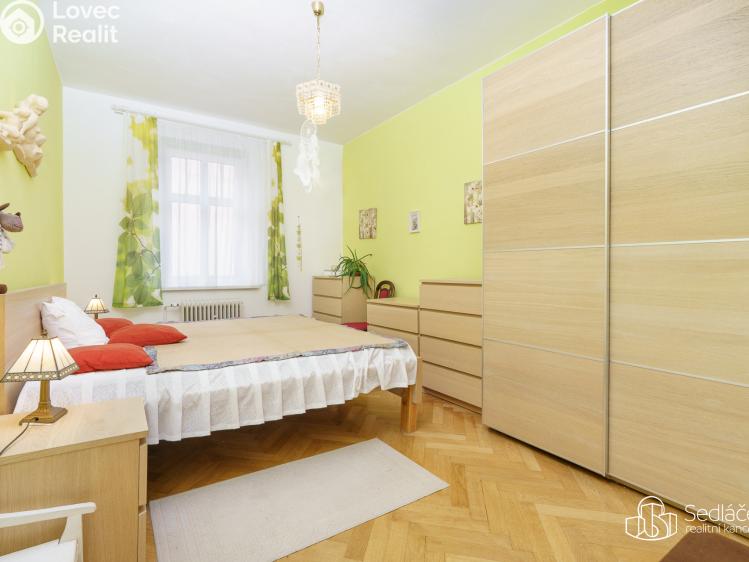 Prodej bytu 5+1 Karlovy Vary, Brožíkova č. 14