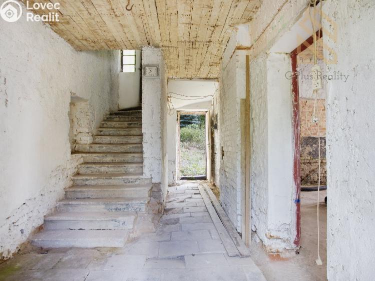 Prodej rodinného domu Verneřice, Příbramská 108 č. 3