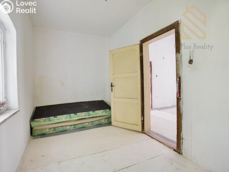 Prodej rodinného domu Verneřice, Příbramská 108 č. 13