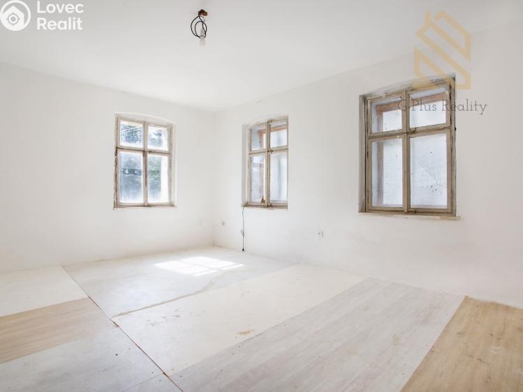 Prodej rodinného domu Verneřice, Příbramská 108 č. 17