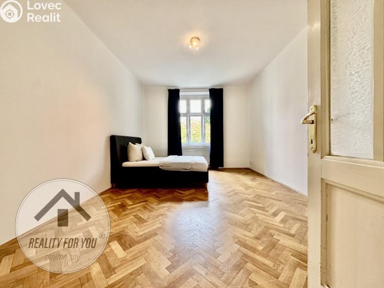 Sale apartment 3+1 Praha, Drahobejlova 1423/5 č. 16