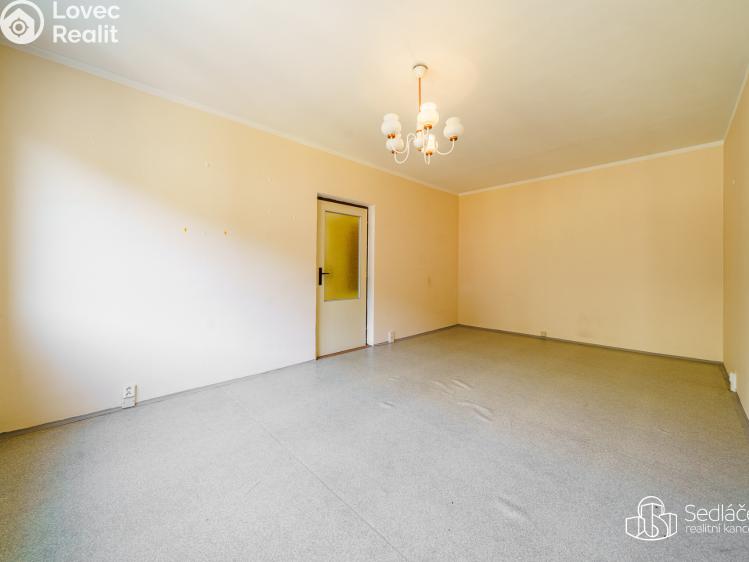 Продаж квартири 1+1 Kraslice, Pod nádražím č. 4