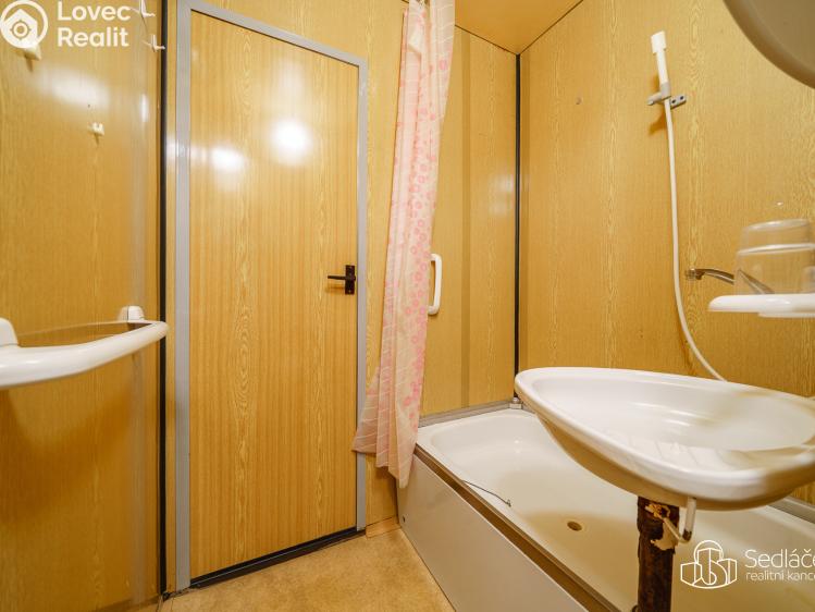 Продаж квартири 1+1 Kraslice, Pod nádražím č. 9