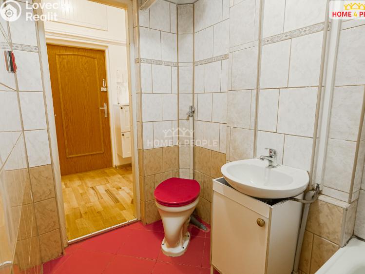 Prodej bytu 2+1 Karlovy Vary, náměstí Dr. M. Horákové č. 11