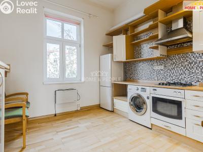 Prodej bytu 2+1 Karlovy Vary, náměstí Dr. M. Horákové č. 2