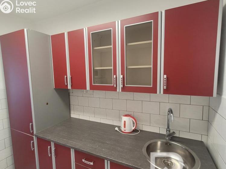 Pronájem bytu 2+KK Praha, Letovská č. 10