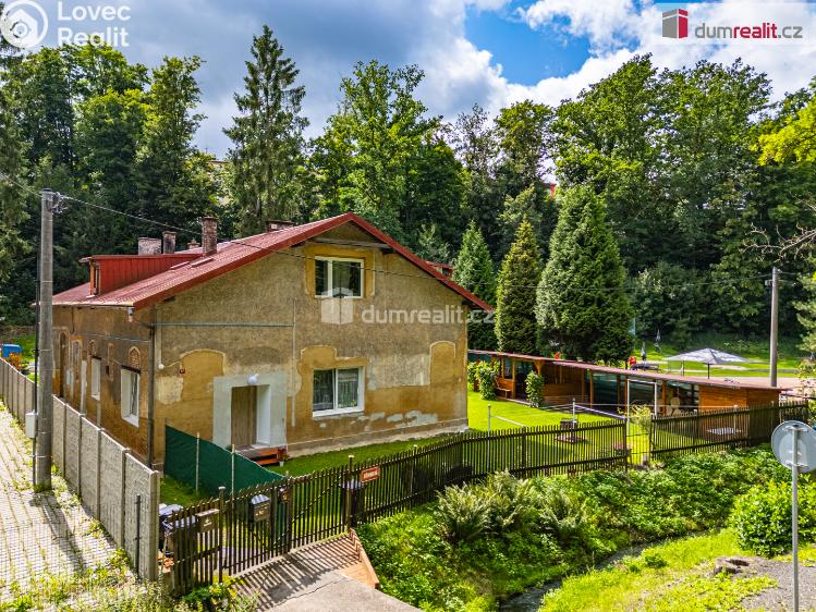 Prodej bytu 3+1 Cheb, Břehnická č. 30