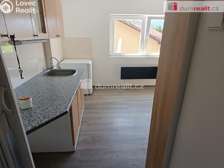 Pronájem bytu 1+KK Benešov nad Ploučnicí, Nádražní č. 11