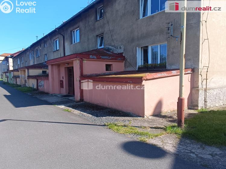 Pronájem bytu 1+KK Benešov nad Ploučnicí, Nádražní č. 12