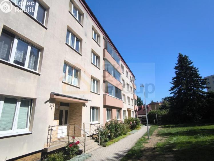 Rent apartment 1+1 Nová Role, Pod Nádražím č. 9