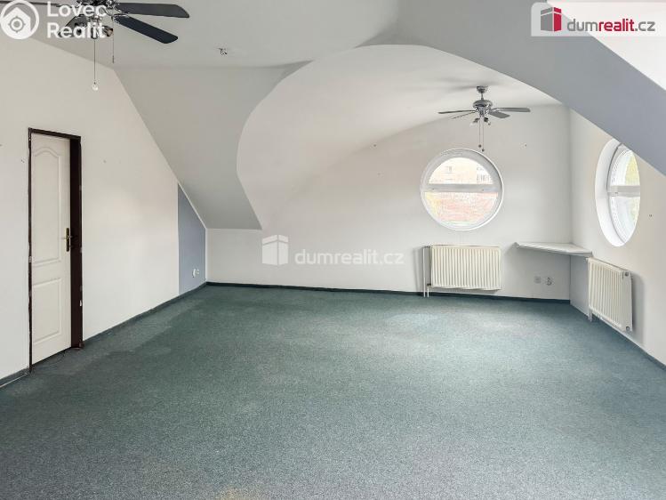 Pronájem bytu 3+KK České Budějovice, Lidická tř. č. 1