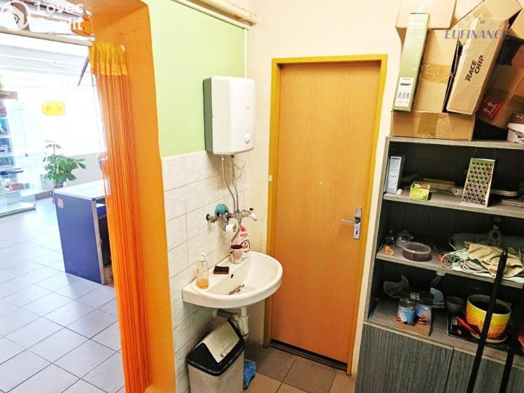 Продажа торгового помещеня Kralupy nad Vltavou, Přemyslova 375 č. 12