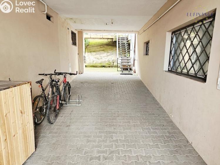 Продажа торгового помещеня Kralupy nad Vltavou, Přemyslova 375 č. 14