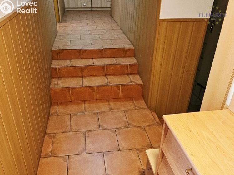 Продажа торгового помещеня Kralupy nad Vltavou, Přemyslova 375 č. 31