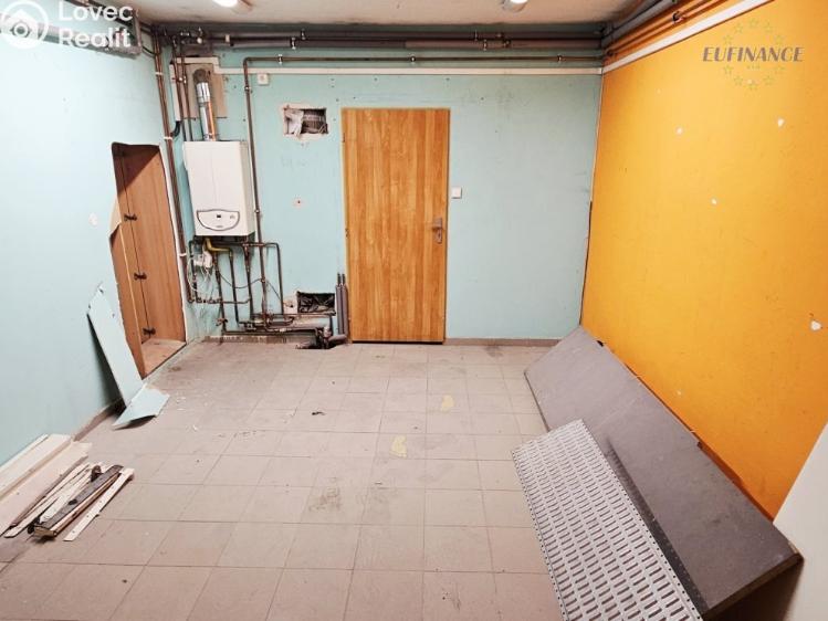 Продажа торгового помещеня Kralupy nad Vltavou, Přemyslova 375 č. 33
