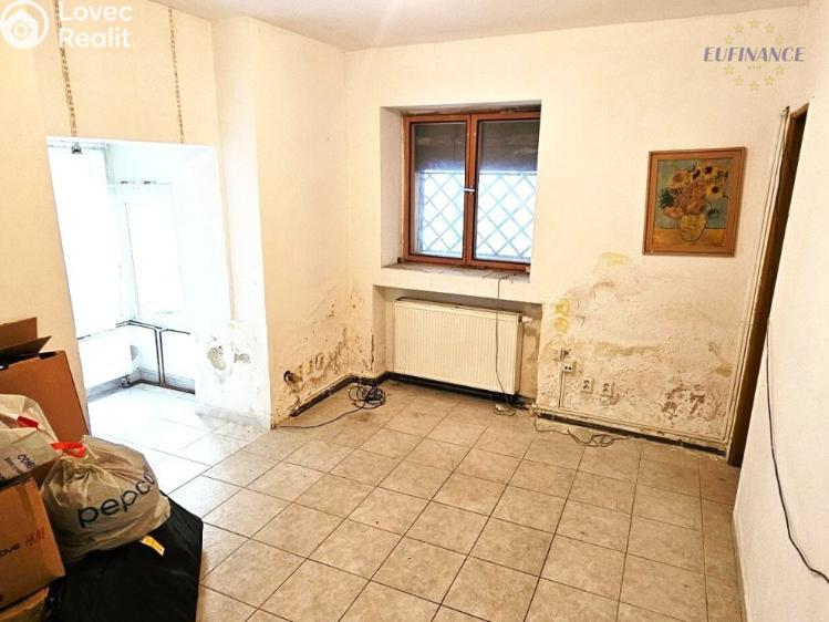 Продажа торгового помещеня Kralupy nad Vltavou, Přemyslova 375 č. 34