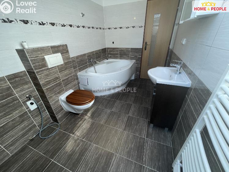 Оренда квартири 1+1 Lochovice č. 13
