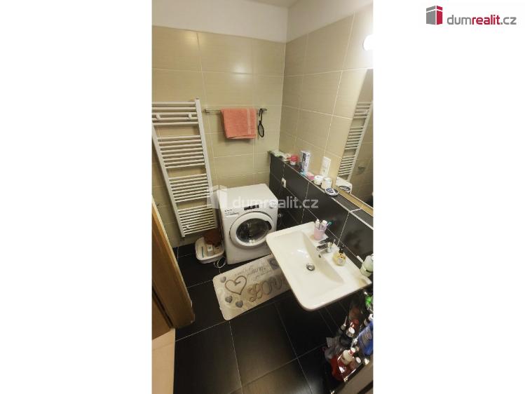 Оренда квартири 2+KK Praha-Dolní Chabry, K Beranovu č. 18