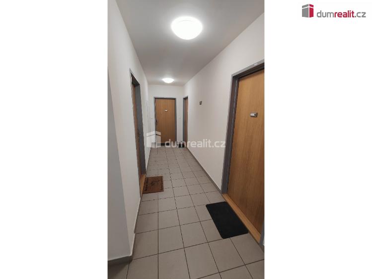 Оренда квартири 2+KK Praha-Dolní Chabry, K Beranovu č. 21