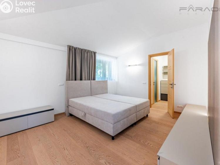 Pronájem bytu 4+KK Praha, Jana Masaryka č. 20